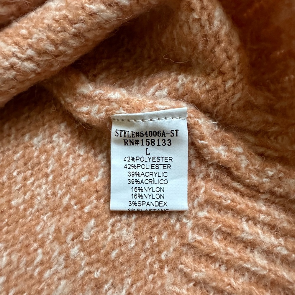 NWT Pink Clover Size L Peach Orange Color Knit Pullover Crewneck Sweater - Picture 8 of 10